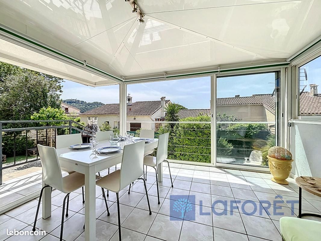 Appartement 4 pièces 76 m² · à Six-Fours-les-Plages · 76 m² · 355 000 €