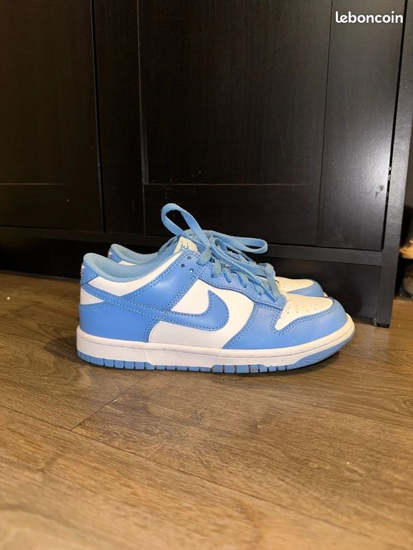 Nike Dunk Low Retro University Blue taille 42 (image 1)