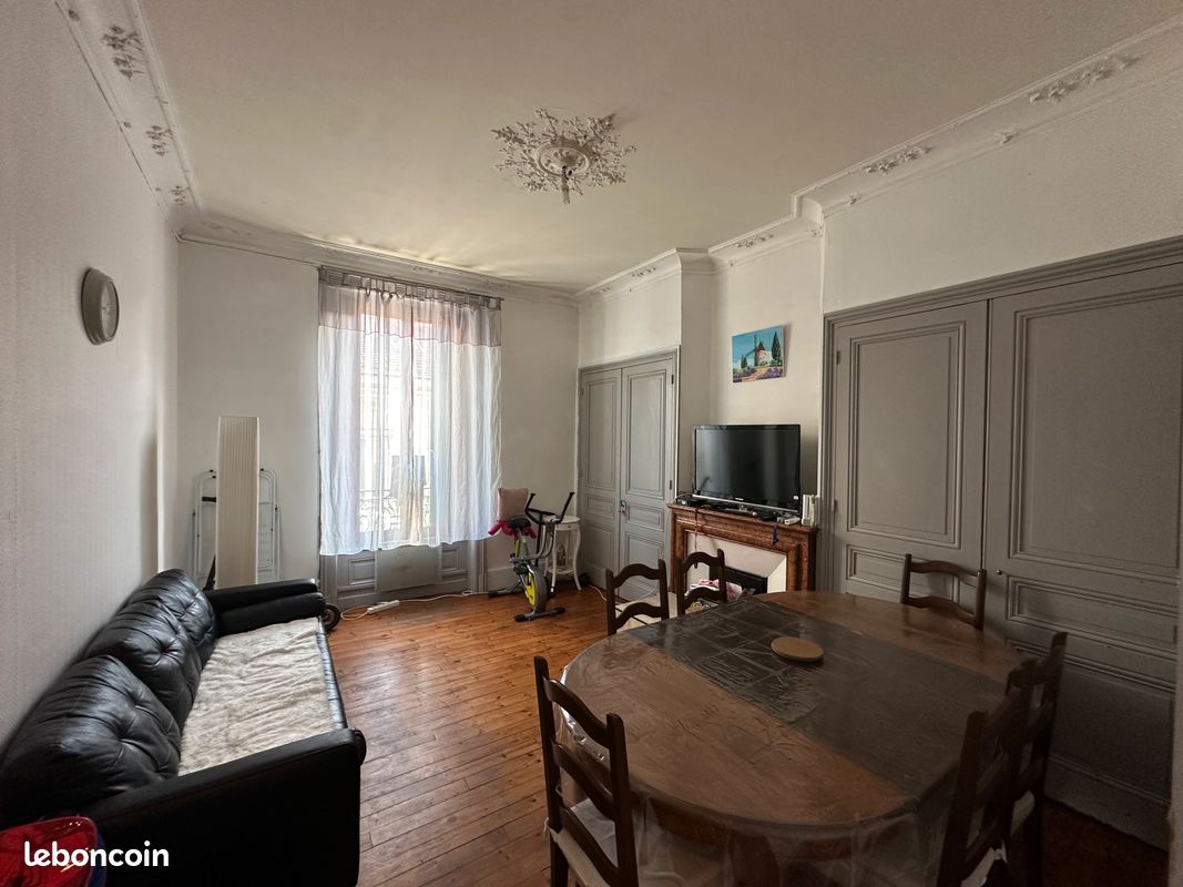 Appartement 3 pièces 75 m² · à Saint-Étienne · 75 m² · 85 000 €