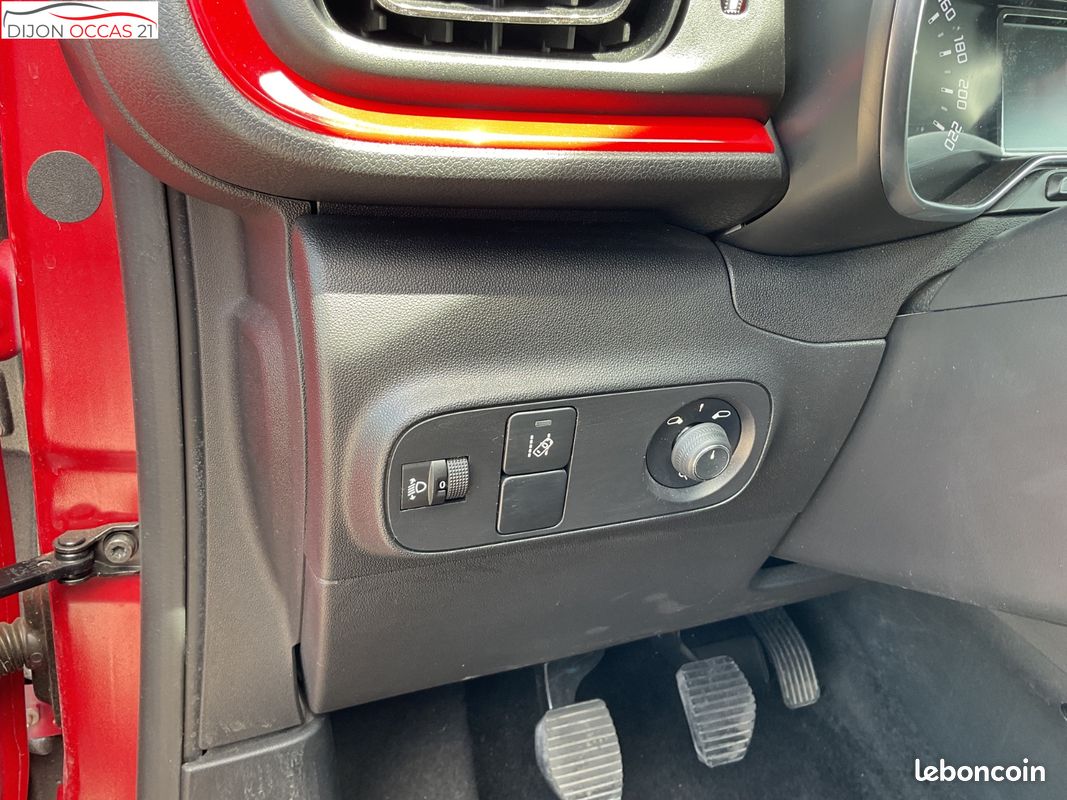CITROEN C3 C3 BlueHDi 100 SS BVM6 Graphic (image 20)