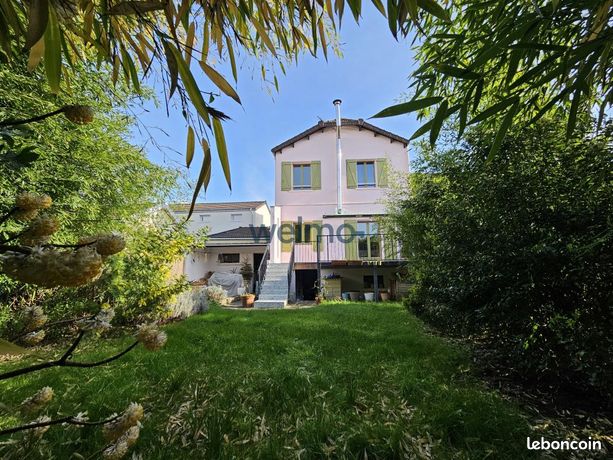 Maison 7 pièces 120 m²