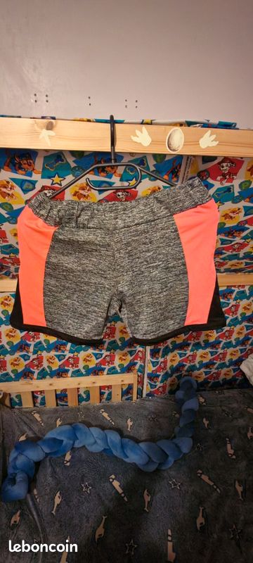 Short gris et rose (image 1)