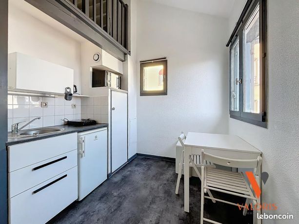 Studio 1 pièce 17 m²