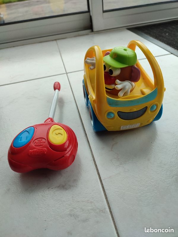 Voiture radiocommandée 1er âge monsieur patate (image 1)