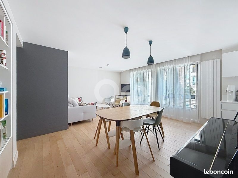 Appartement 5 pièces 76 m² · à Paris · 76 m² · 890 000 €