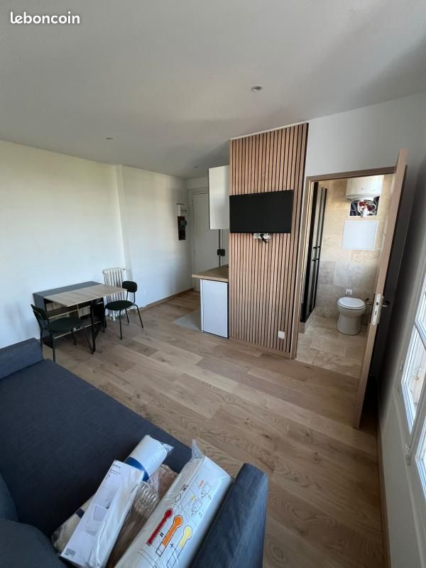Appartement 1 pièce 18 m² · à Charenton-le-Pont · 18 m² · 900 €/mois