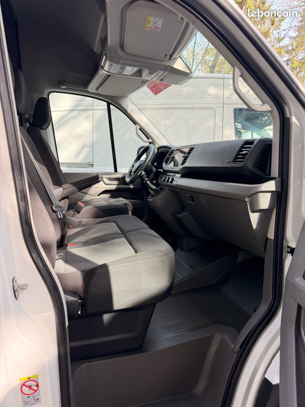 Volkswagen Crafter Fg 35 L4H3 2.0 TDI 140ch Business Traction 2023 – photo 5