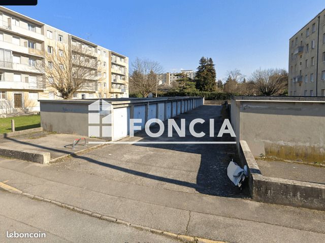 Parking Bourgoin Jallieu · à Bourgoin-Jallieu · 65 €