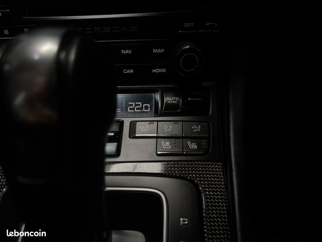 PORSCHE 911 (991.2) CABRIOLET 3.8 TURBO S 580 CH PDK / CAMERA DE RECUL / BURMESTEr (image 20)