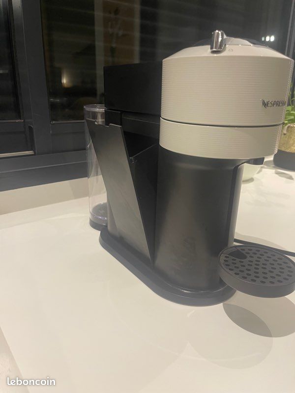 Machine à café Nespresso (image 4)