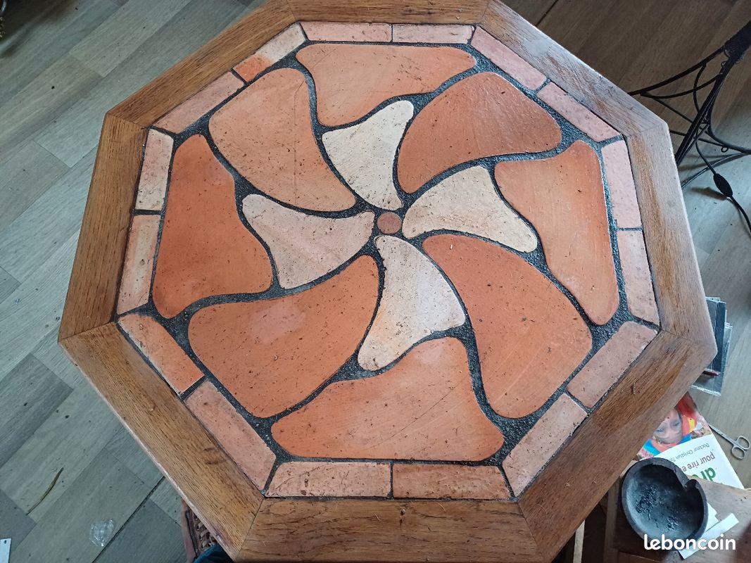 Table de salon (image 1)