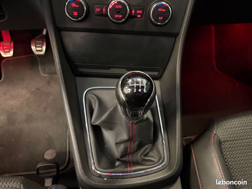 SEAT LEON 1.4 TSI 122 FR /Radar de recul/Jantes 17/Regulateur/ (image 15)