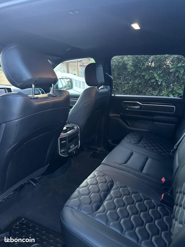 Dodge Ram 5.7 V8 BIG HORN / PAS DE MALUS PRINS STOCK (image 7)