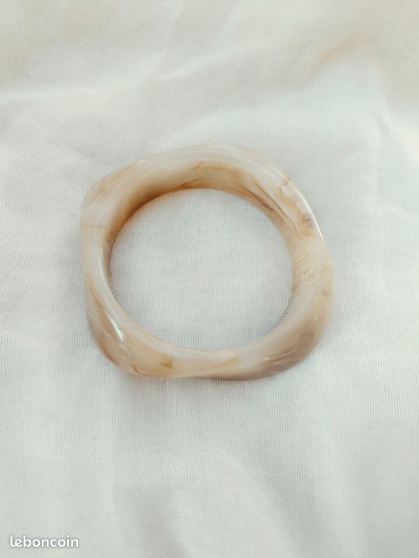 Bracelet en résine beige et marron 👒 (image 4)