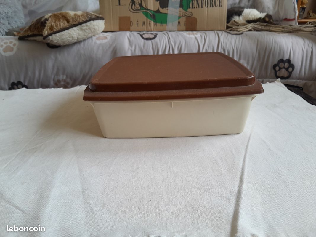 Boite en plastique "Tupperware" (image 1)