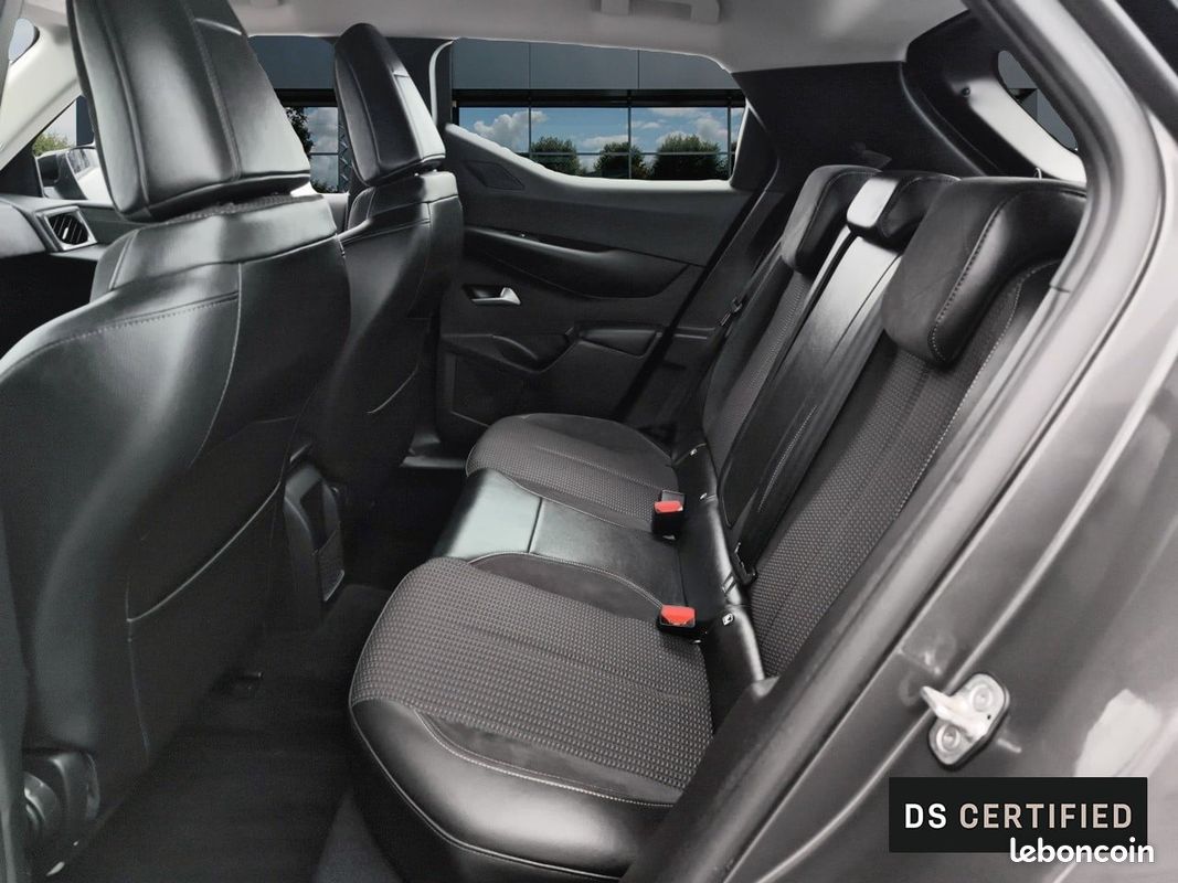 DS DS3 Crossback PureTech 130 EAT8 Performance Line (image 13)