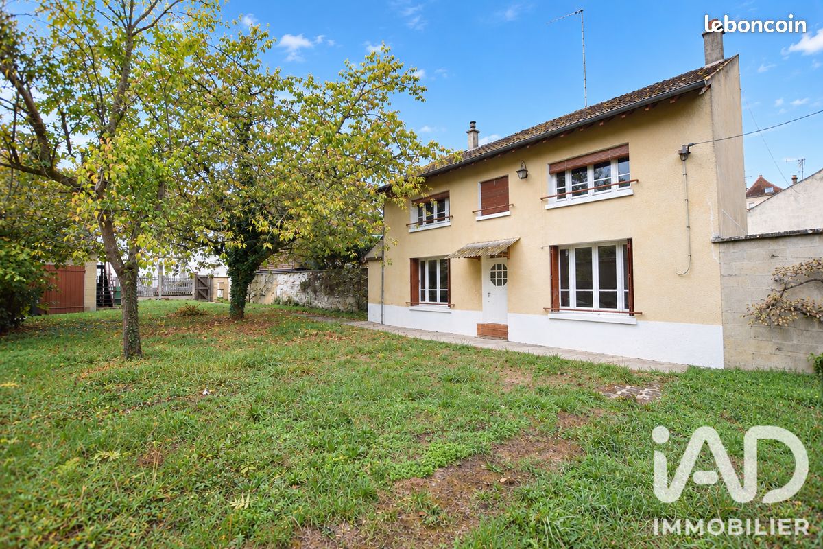 Maison 3 pièces 72 m² · à Crécy-la-Chapelle · 72 m² · 229 000 €