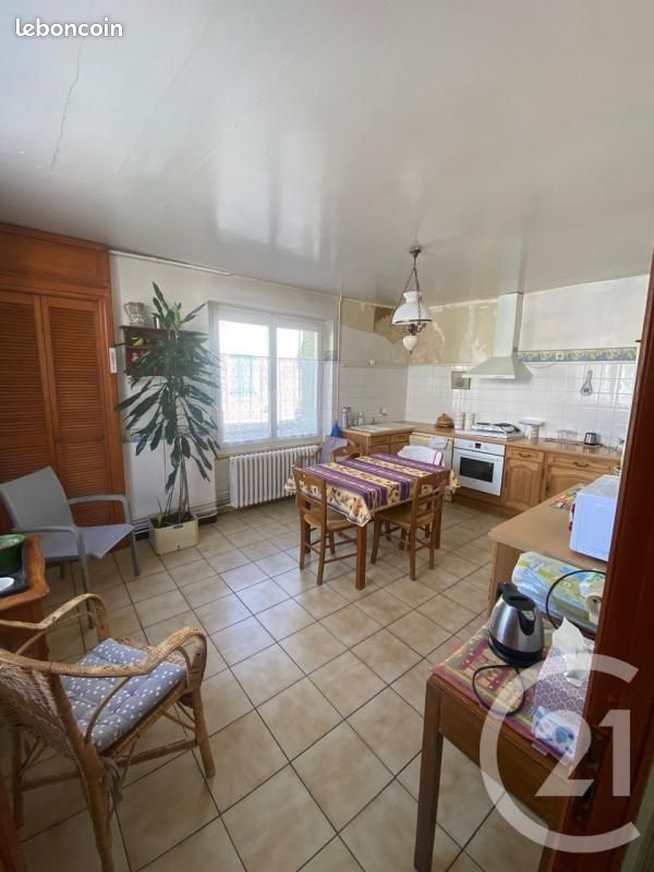 Maison 6 pièces 138 m² · à Castres · 138 m² · 120 000 €