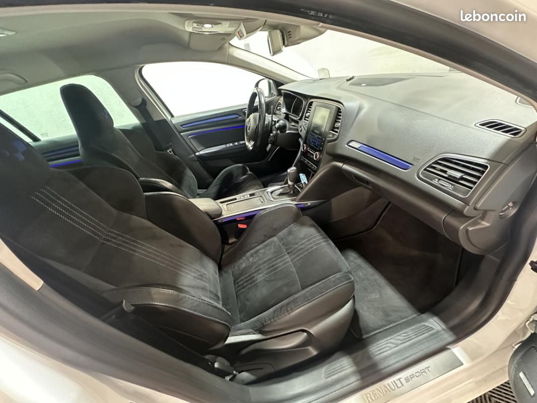 Renault Mégane Estate IV dCi 165 Energy EDC GT 4CONTROL (image 20)