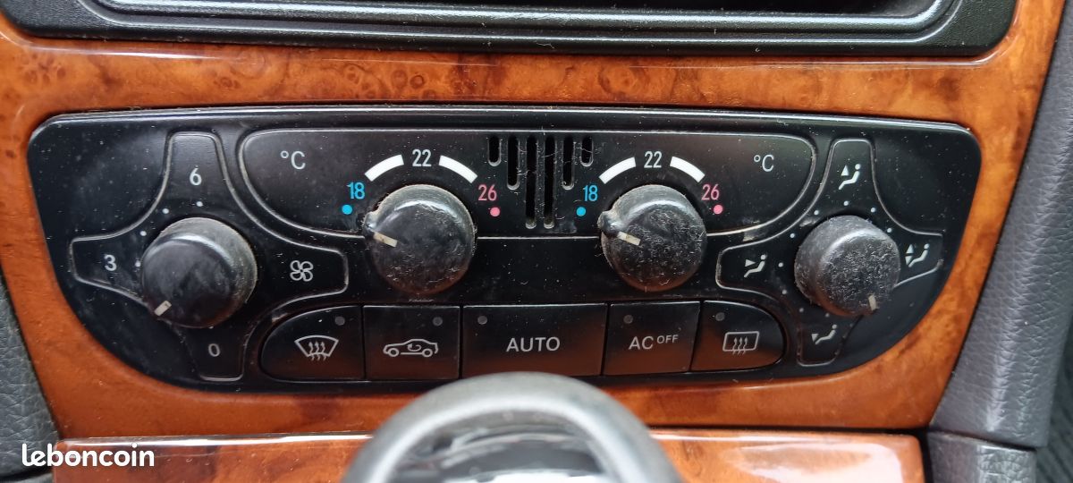 MERCEDES CLK Cabriolet 1.8 Elegance Kompressor 163Ch (image 16)