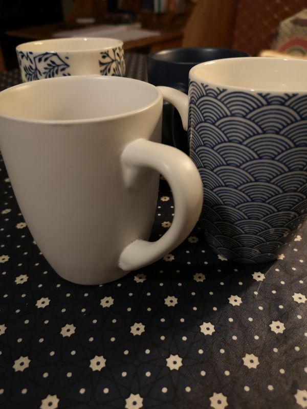 Duo de grandes tasses / mugs + soucoupes de Villeroy & Boch modèle