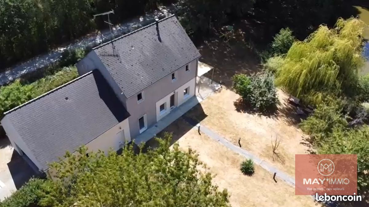 Maison 6 pièces 135 m² · à Astillé · 135 m² · 263 000 €