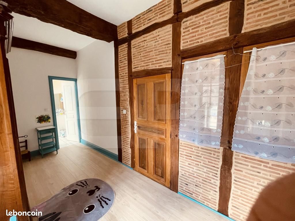 Château 8 pièces 170 m² - Saint-Jacques-de-Thouars 79100 (image principale 11)