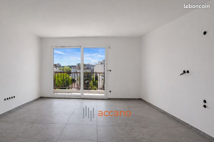 Appartement 4 pièces 77 m² — 8