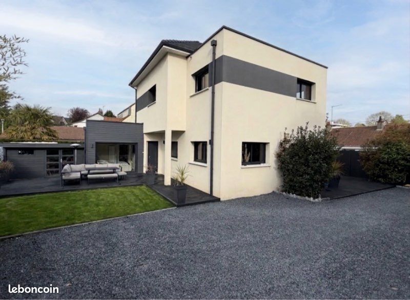 Maison 7 pièces 160 m² · à Bonsecours · 160 m² · 479 000 €