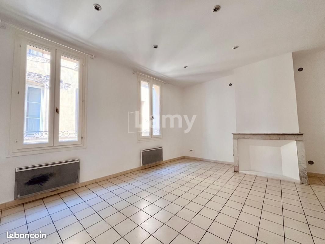 Appartement 2 pièces 42 m² · à Aix-en-Provence · 42 m² · 832 €/mois