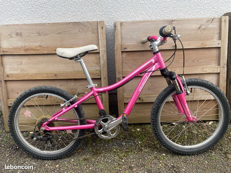 Specialized Hotrock 20 pouces vélo fille Vélos