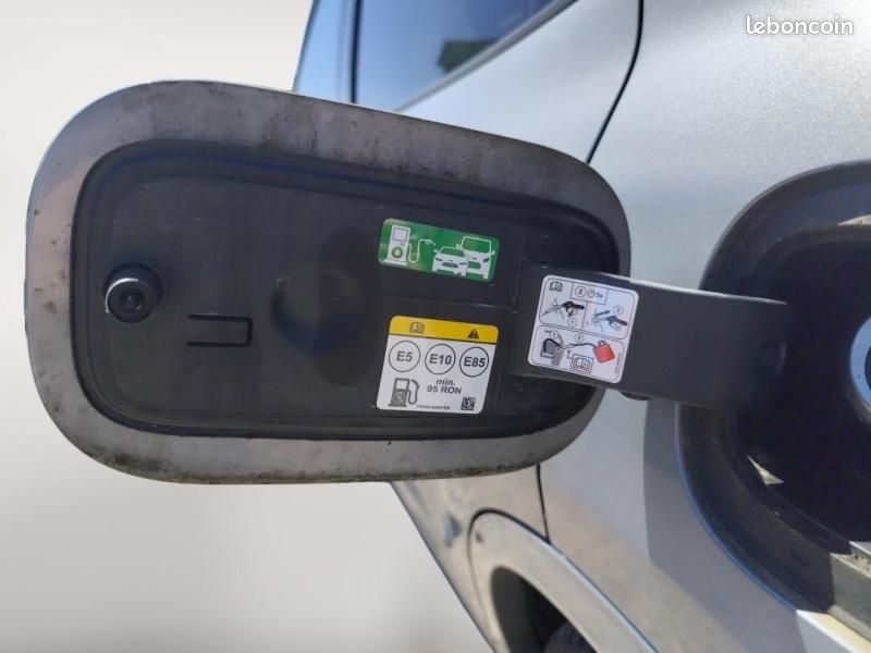 Ford Kuga 2.5 Duratec 190ch FHEV E85 ST-Line BVA (image 17)