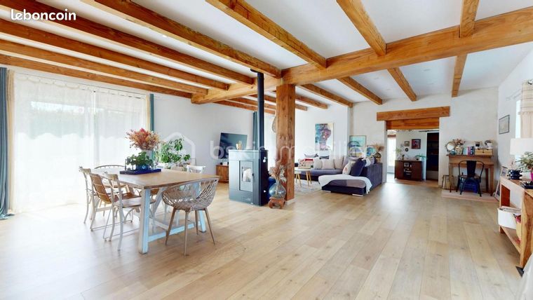 Maison 5 pièces 141 m²