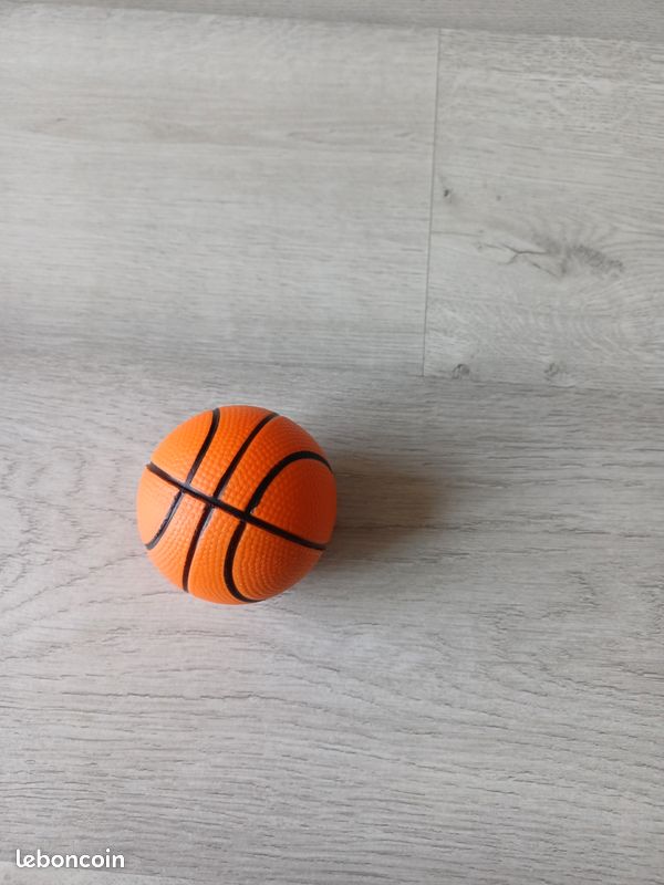 Mini balle de basket (image 1)