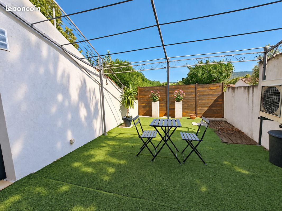 Appartement 3 pièces 61 m² · au Beausset · 61 m² · 229 000 €
