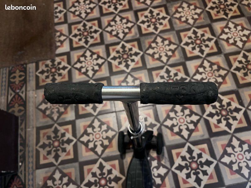 Trottinette 3 roues enfant 4-7 ans (image 7)