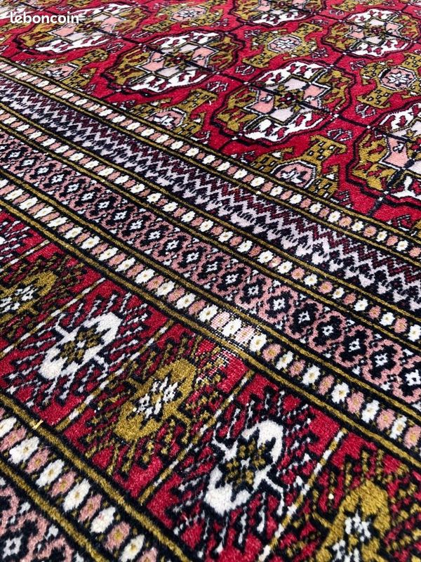 UnAmourDeTapis tapis open space 200x200 fait à la main en laine