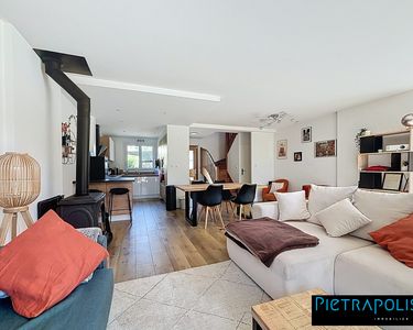 Maison 500 000 € - 111 m²