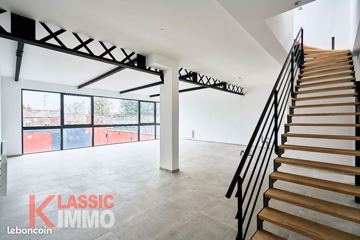 Appartement 5 pièces 145 m² · à Roubaix · 145 m² · 212 000 €