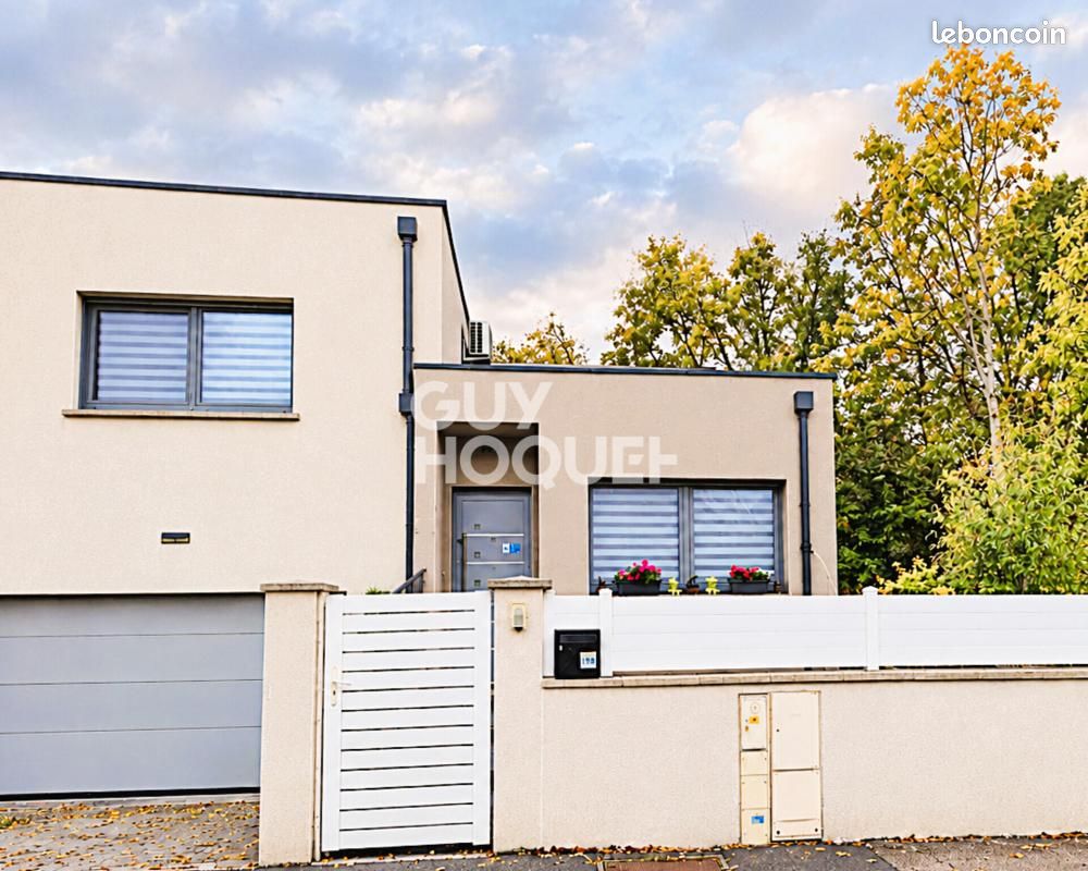 Maison 7 pièces 198 m² · à Jouy-aux-Arches · 198 m² · 495 000 €