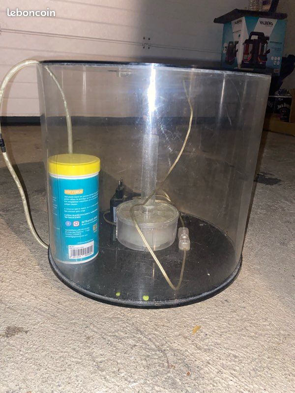 Aquarium (image 1)
