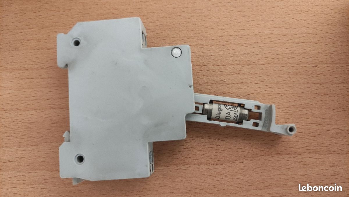Porte fusible pour tableau électrique (image 2)