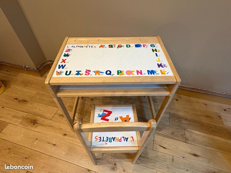 Bureau chaise et bibliothèque enfant (image 2)
