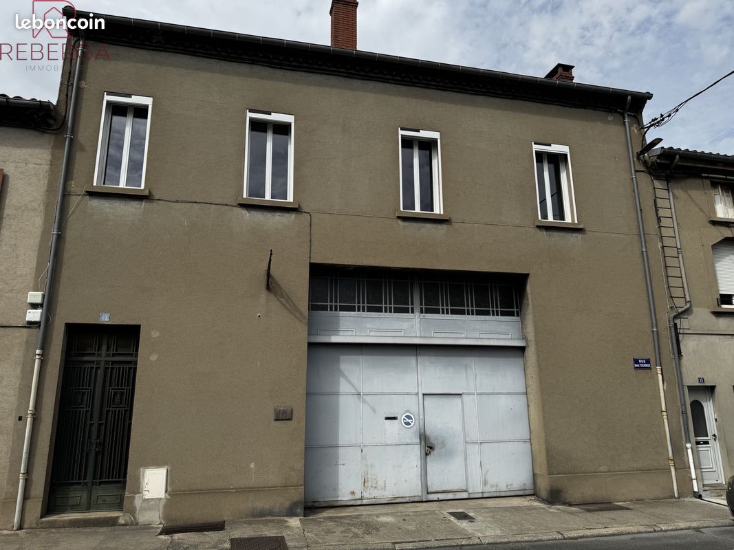 Immeuble 4 pièces 133 m² · à Mazamet · 133 m² · 150 000 €
