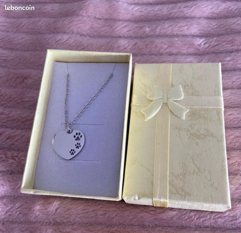Collier en acier inoxydable neuf (image 1)