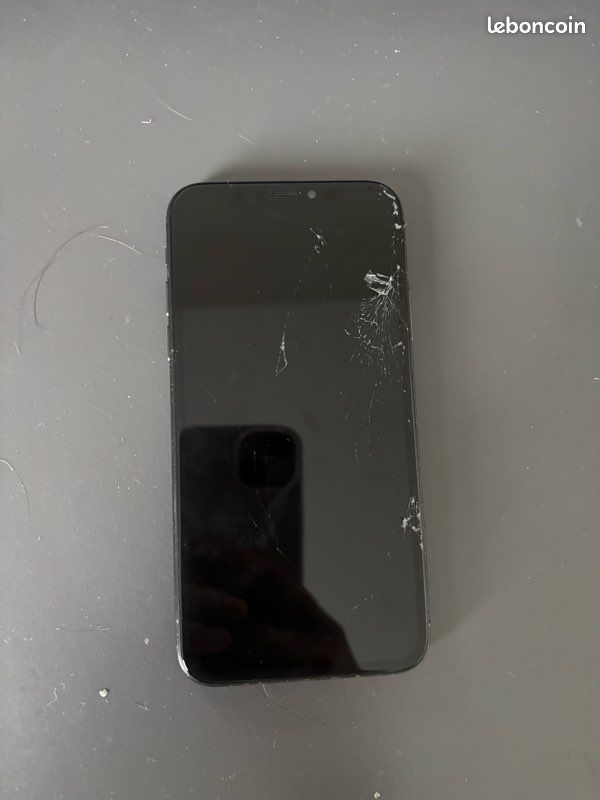 Iphone X (image 2)