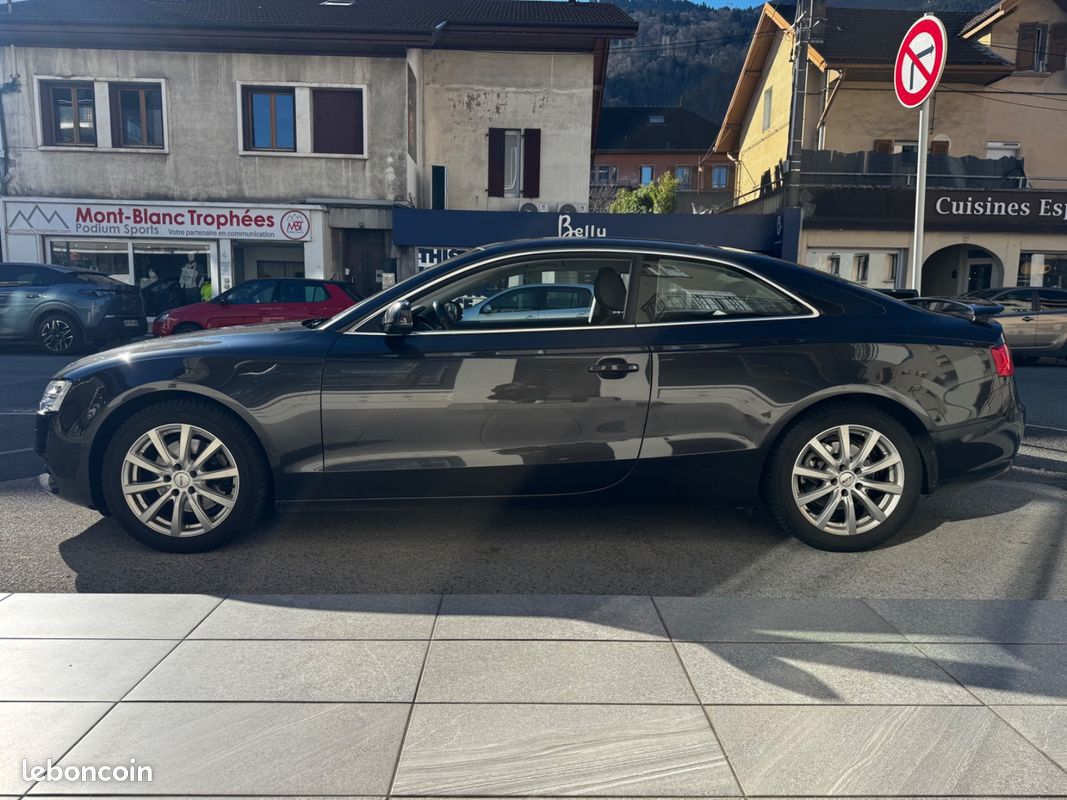 AUDI A5 A5 1.8 TFSI 177 Ambiente / première main / entretien complet Audi (image 2)