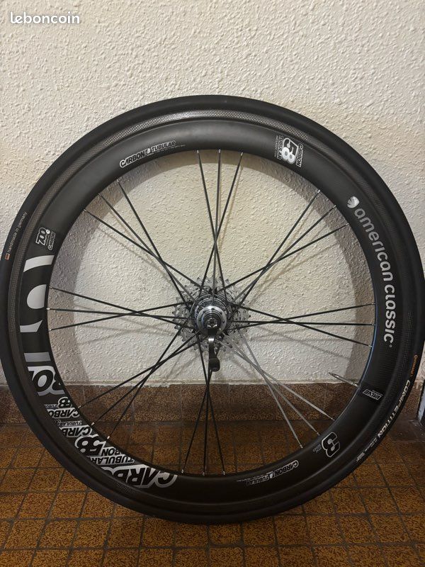 Roue carbone American Classic Équipements vélos