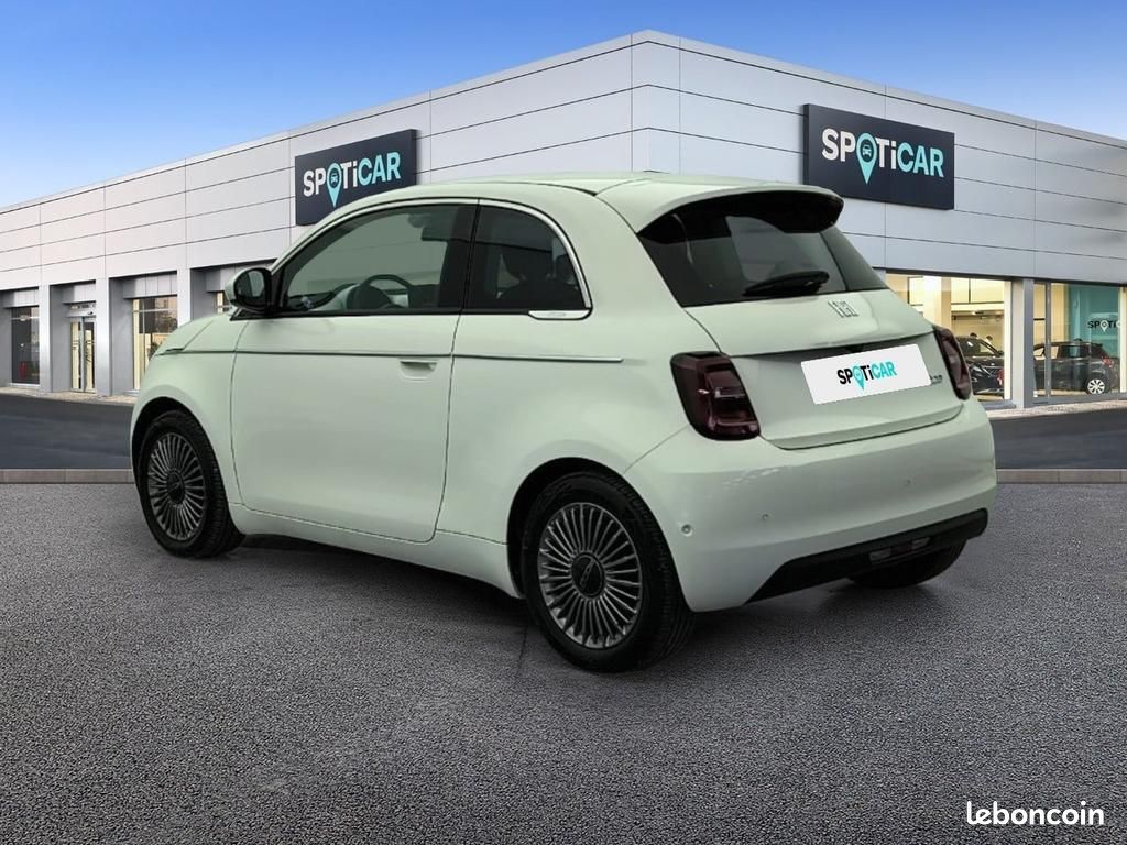 Fiat 500 500e MY22 SERIE 1 STEP 2 Berline e 118 ch Icône (image 30)