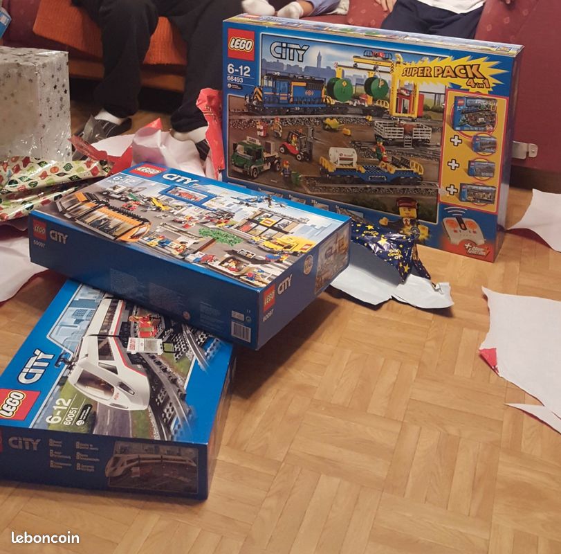 Train LEGO City – Sets 66493, 60051 et 60097 – Lot complet (image 1)